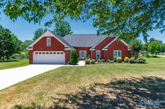 427 Bethel Cir, Hartselle, AL 35640