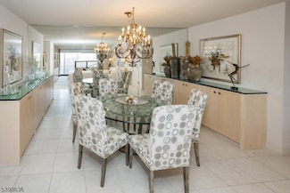 2 Claridge Dr Unit 7NE, Verona, NJ 07044