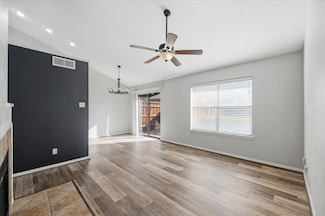 5668 Cedar Creek Dr, Benbrook, TX 76109