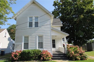 1552 W 8th St, Ashtabula, OH 44004