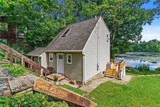 46 Knotty Oak Shore, Coventry, RI 02816