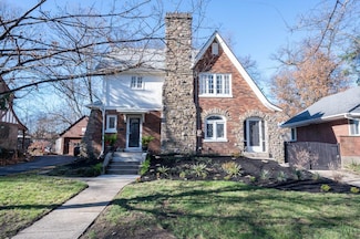 6207 Edwood Ave, Cincinnati, OH 45224