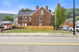 1100 E Carson St, Carson, PA 15203