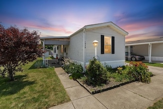 1948 Big Run Bluffs Blvd, Grove City, OH 43123