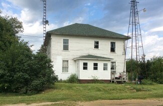 415 N 14th Rd, Lostant, IL 61334