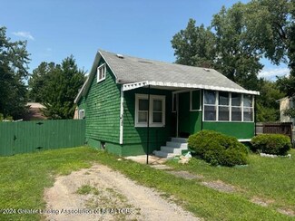 3134 Birch Row Dr, East Lansing, MI 48823