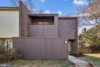 2015 Wethersfield Ct, Reston, VA 20191