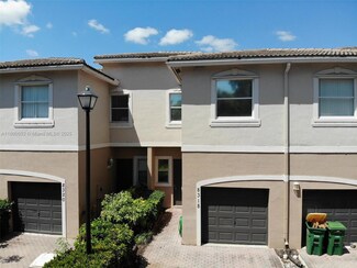 8318 Lagos de Campo Blvd Unit A9, Tamarac, FL 33321