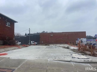 44 E Court St, Paoli, IN 47454