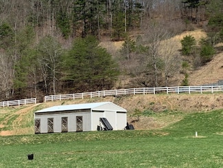 2992 Dungeon Rd, Berea, WV 26327