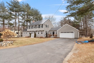 116 School St, Chelmsford, MA 01824