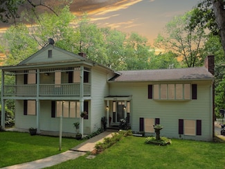 161 Bush Hill Rd, Hudson, NH 03051