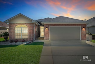 226 Hemingway Loop, Foley, AL 36535