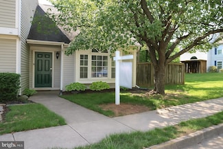 6215 Stonepath Cir, Centreville, VA 20120