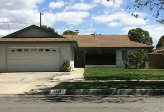 2201 S Doreen Way, Santa Ana, CA 92704