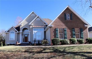 1611 Marzelle Dr, Joplin, MO 64801