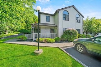 74 Mcbee Ct, Monroe, NY 10950
