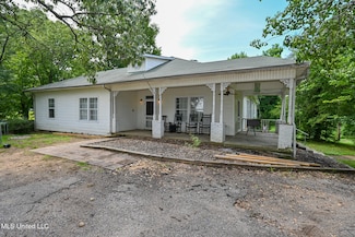 7441 State Line Rd, Olive Branch, MS 38654