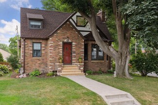 4945 Knox Ave S, Minneapolis, MN 55419