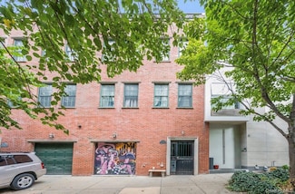 15 Evans St, Brooklyn, NY 11201