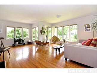 4004 4004 Highwood Rd, St. Louis Park, MN 55416