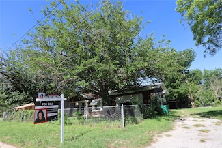 910 S Bassett St, Eastland, TX 76448