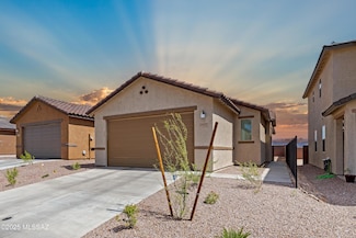 11972 E Chamrod Dr, Vail, AZ 85641