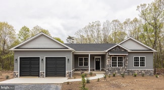 520 N Timber Ridge Rd, Cross Junction, VA 22625