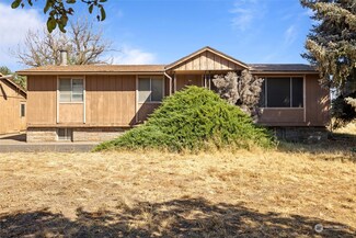 67 Newtown Place, Walla Walla, WA 99362