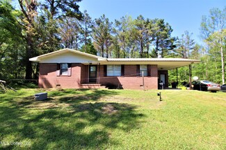 4060 Highway 4 W, Holly Springs, MS 38635