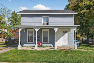 12 Hollister St, Dundee, NY 14837