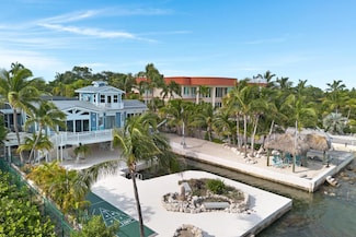 815 E Shore Dr, Summerland Key, FL 33042