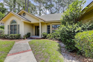 5 Honey Locust Cir, Hilton Head Island, SC 29926