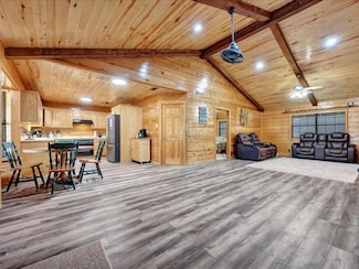 205 Susan St, Zavalla, TX 75980