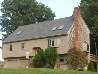 10 Cedar Hill Dr, Acushnet, MA 02743