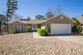 37 Melbourn Dr, Bella Vista, AR 72714
