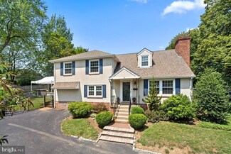 113 Calvarese Ln, Wayne, PA 19087