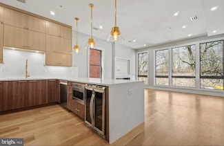 160 Central Ave Unit B, Jersey City, NJ 07307