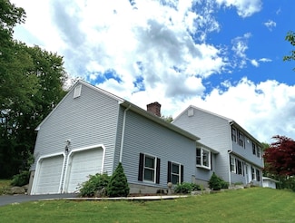397 Walnut Hill Rd, Thomaston, CT 06787
