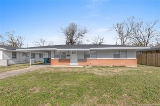 1313 Clover Dr, Lake Charles, LA 70607