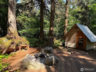 63884 Cascade River Dr, Marblemount, WA 98267