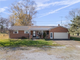 10519 Poorman St SW, Navarre, OH 44662