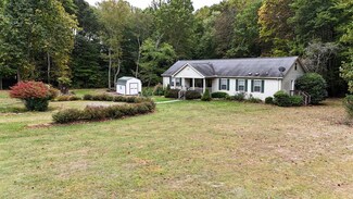 214 Old Wagon Rd, Athens, WV 24712