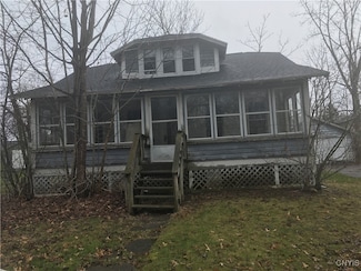 8884 Michigan Ave, Cicero, NY 13039