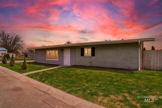 909 Victoria Ave, Fruitland, ID 83619