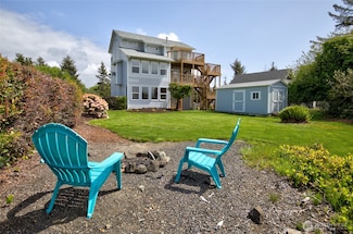 124 S Razor Clam Dr SW, Ocean Shores, WA 98569