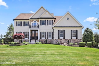 22 Courtney Ct, Freehold, NJ 07728