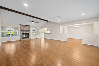 603 Hillcrest Dr, Huntsville, TX 77340