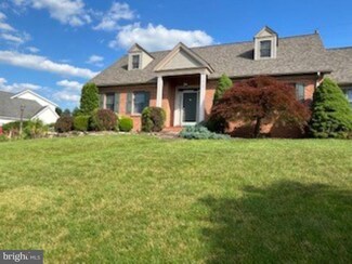 415 Buggy Ln, Mifflinburg, PA 17844