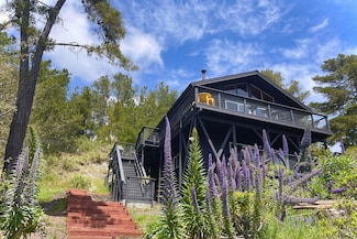 10800 Rock Point Dr, Jenner, CA 95450